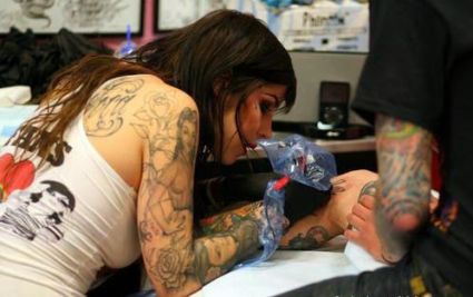 Kat Von D Tattoos Artist